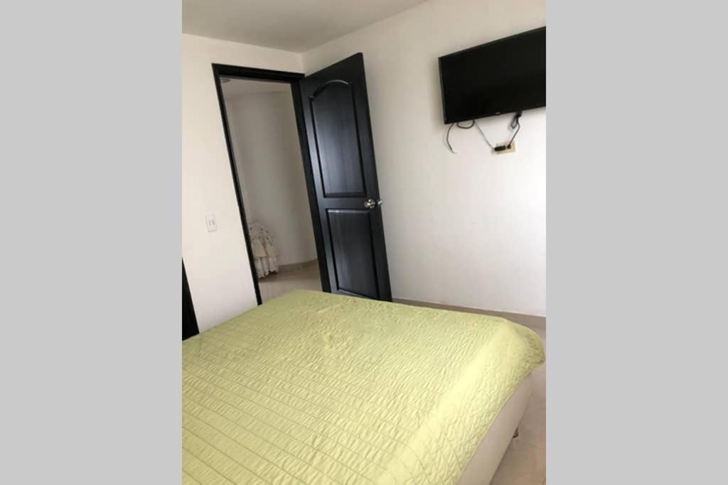 Apartamento Amoblado Con Excelente Ubicacion Pereira Exterior photo