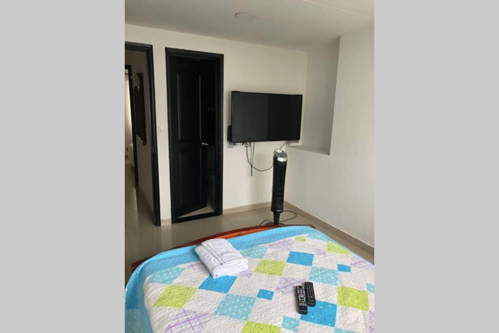 Apartamento Amoblado Con Excelente Ubicacion Pereira Exterior photo